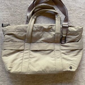 Lululemon Athletica On My Level Duffel Bag